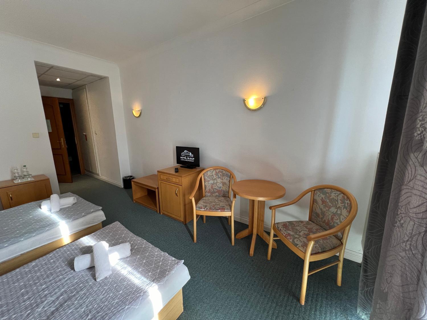 Hotel Sloup Soběslav エクステリア 写真