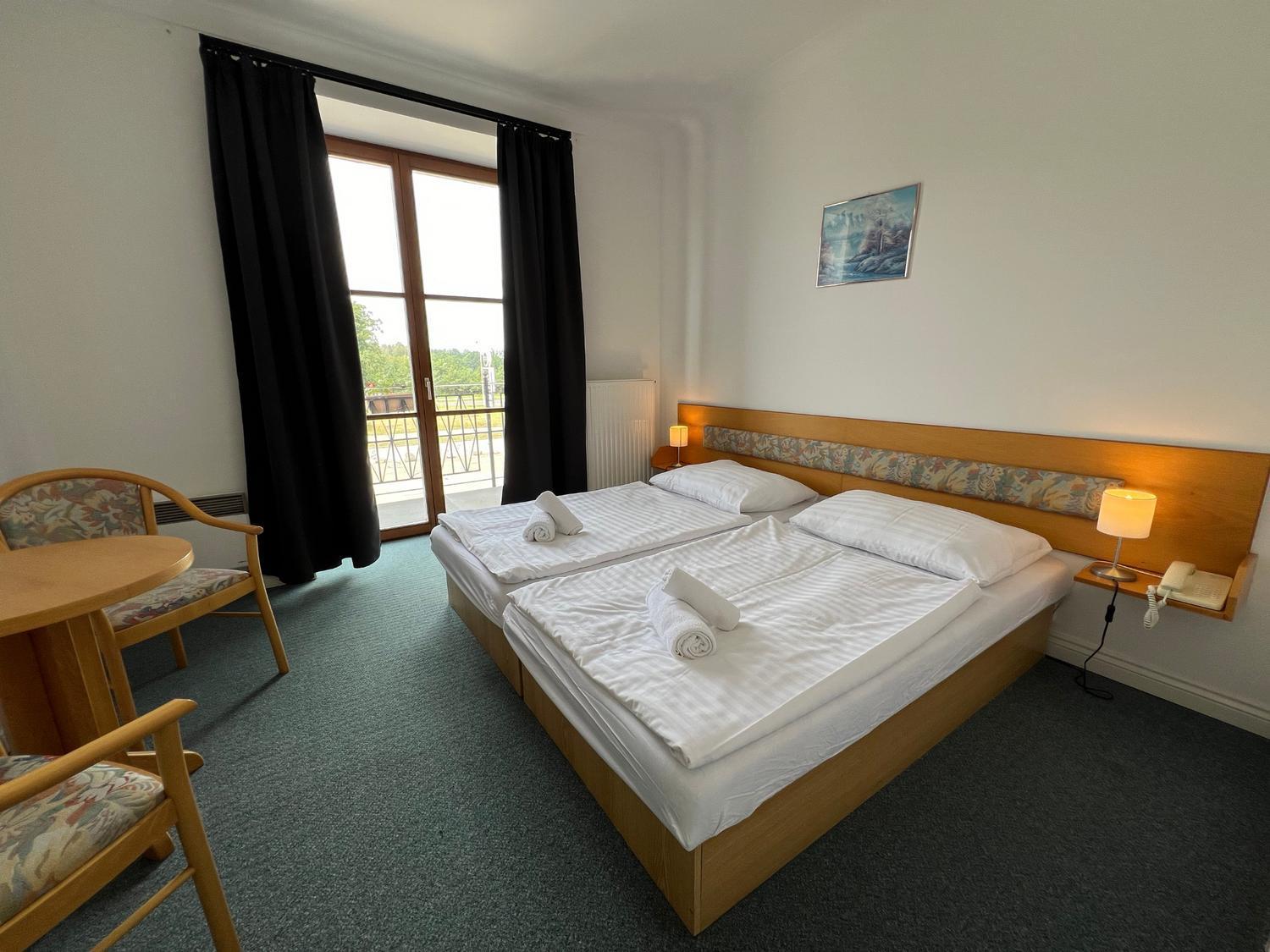 Hotel Sloup Soběslav エクステリア 写真